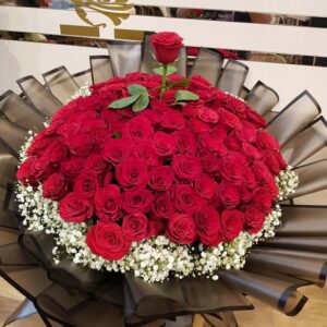 باقة ورد أحمر